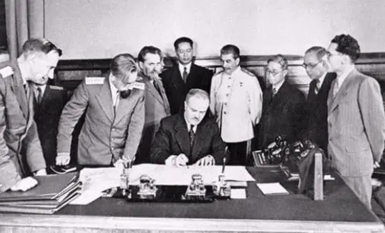 AK47突击步枪_苏联AK47历史_德国步枪图片