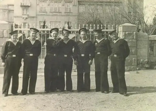 苏联AK47历史_AK47突击步枪_德国步枪图片