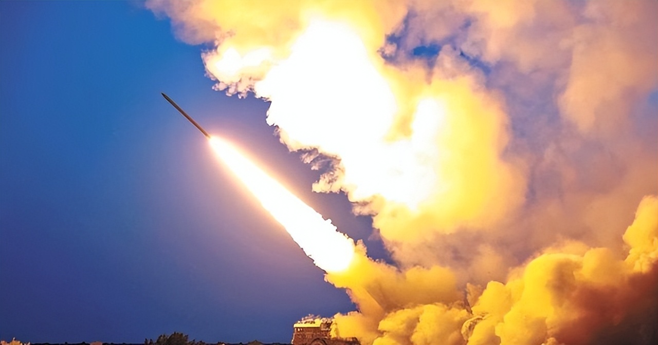 卫士2D火箭炮_中国火箭炮技术_中国火箭炮