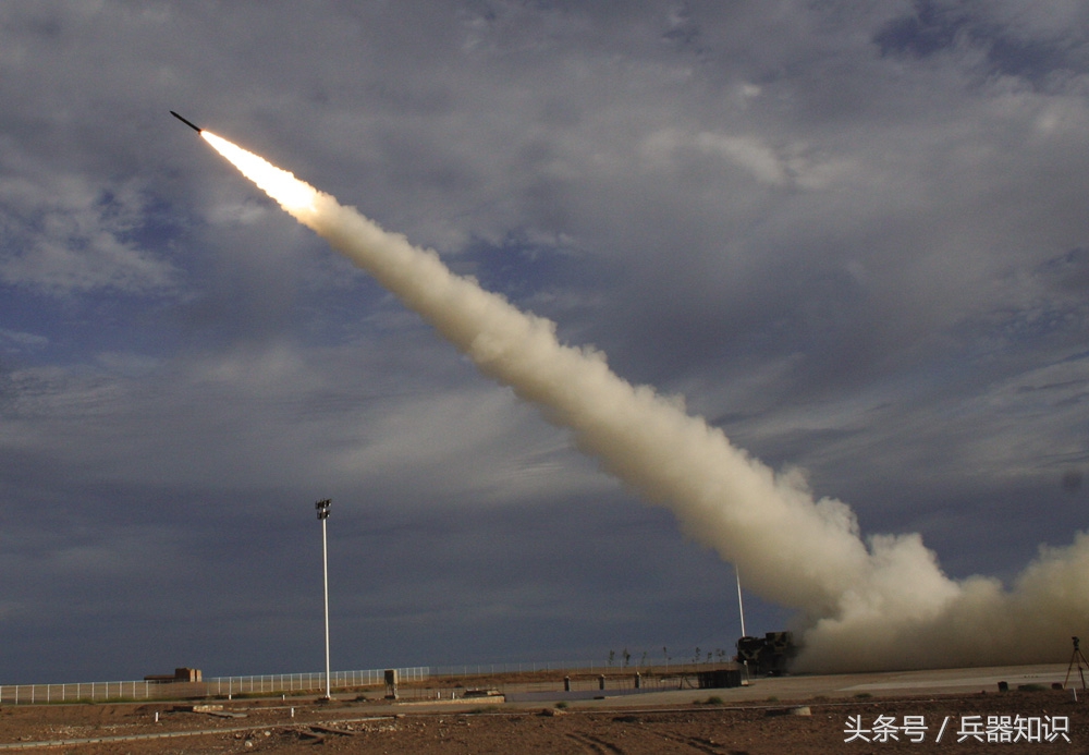 WS-1WS-2远程火箭炮_卫士系列多管火箭炮_中国火箭炮