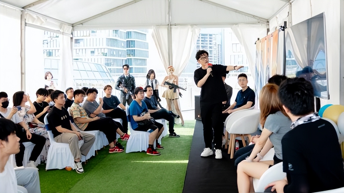 穿越火线夏日激情一站_CF与欢乐港湾合作活动_穿越火线深圳线下派对