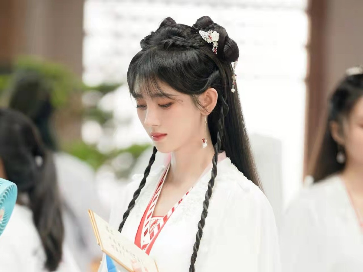 仙剑奇侠传四剧情简介_仙剑奇侠传4 鞠婧祎 陈哲远 韩菱纱 云天河 古装仙侠剧 开机仪式
