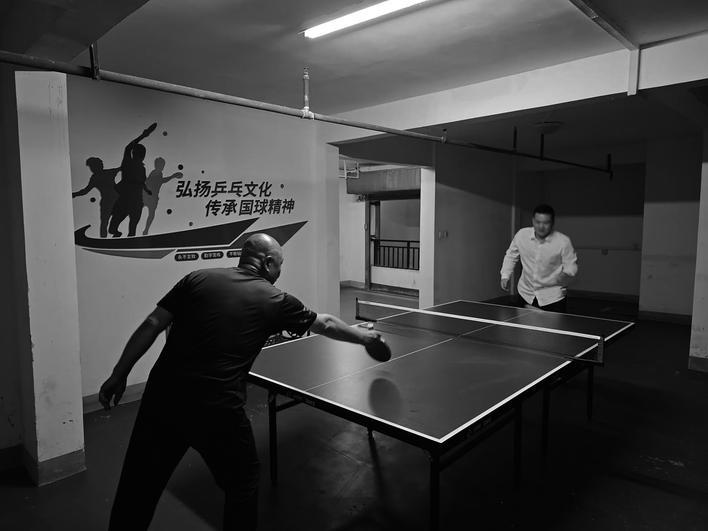 闲置空间变乒乓球场