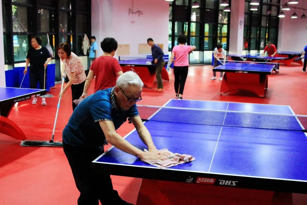 中远两湾城乒乓球房管理自治_中远两湾城社区乒乓球房_乒乓球桌门哪里有卖