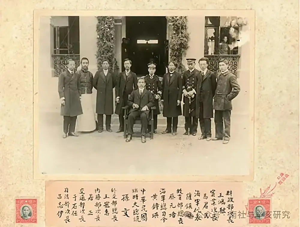 开枪用英语_开枪用英文怎么说_开枪英文怎么写