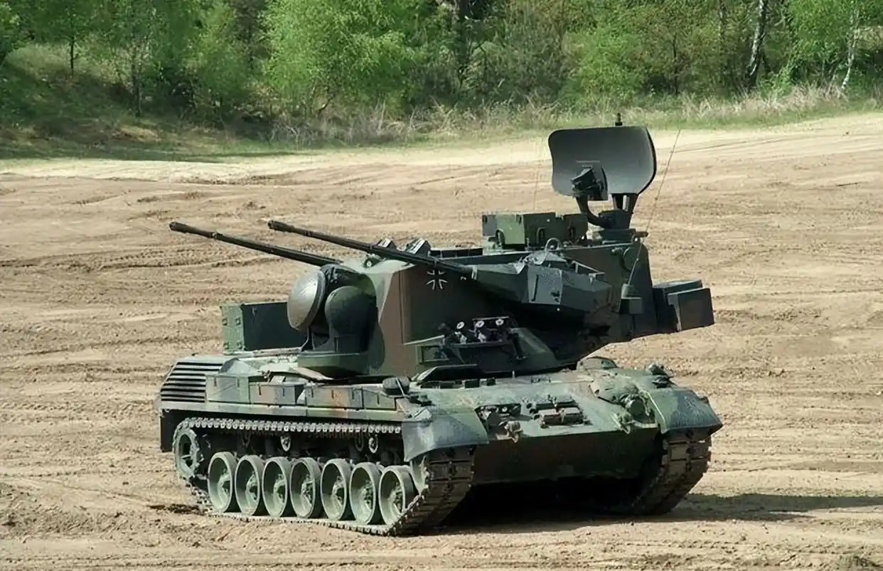 为什么看似普通的自行高炮要比坦克贵这么多？其中到底有什么秘密