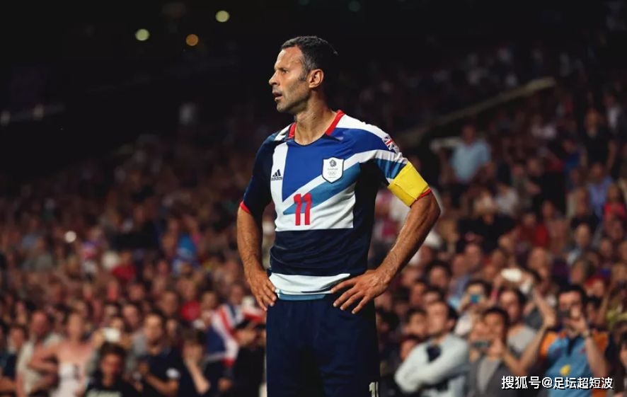 英国足球名人堂球员_英国足球历史最佳球员_足球明星排名世界前十