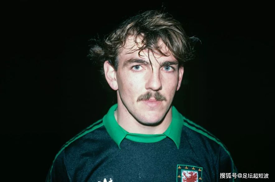 英国足球名人堂球员_英国足球历史最佳球员_足球明星排名世界前十