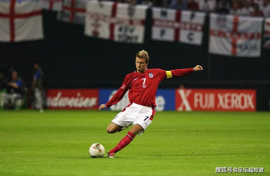 英国足球名人堂球员_英国足球历史最佳球员_足球明星排名世界前十