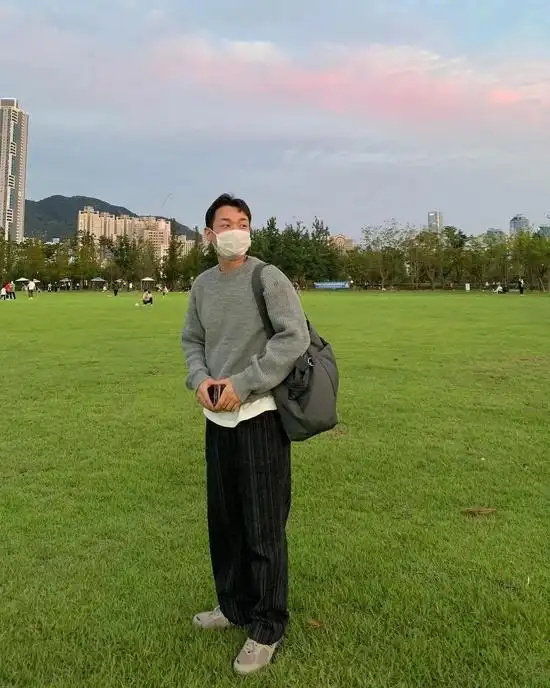 去油少年感_炫舞男生衣服搭配_冬季清爽穿搭