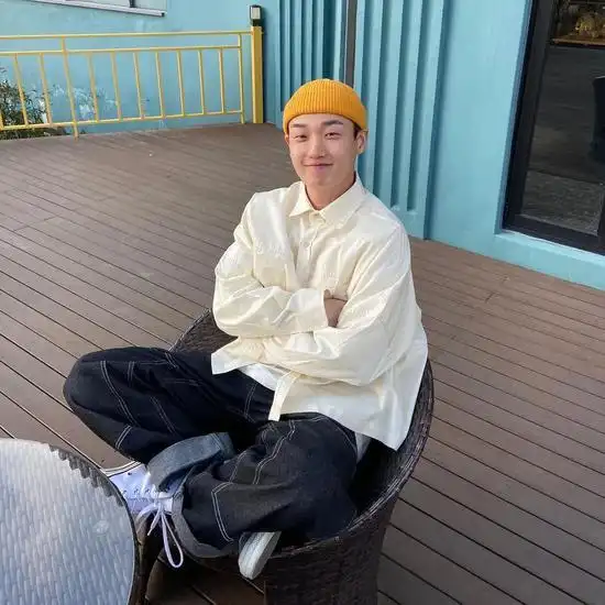 去油少年感_炫舞男生衣服搭配_冬季清爽穿搭