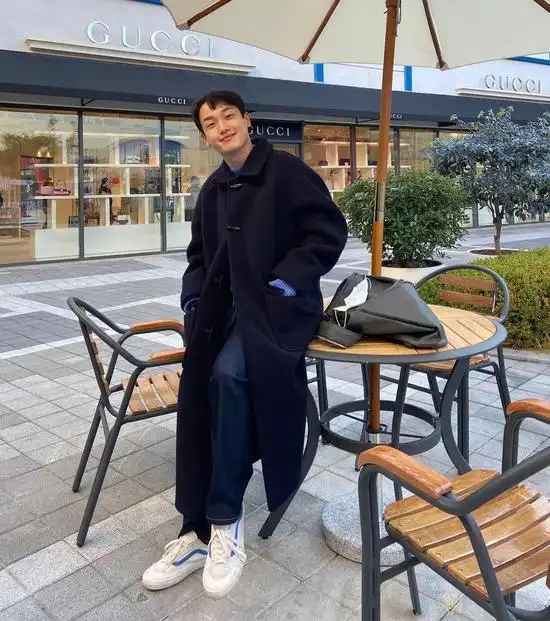 炫舞男生衣服搭配_冬季清爽穿搭_去油少年感