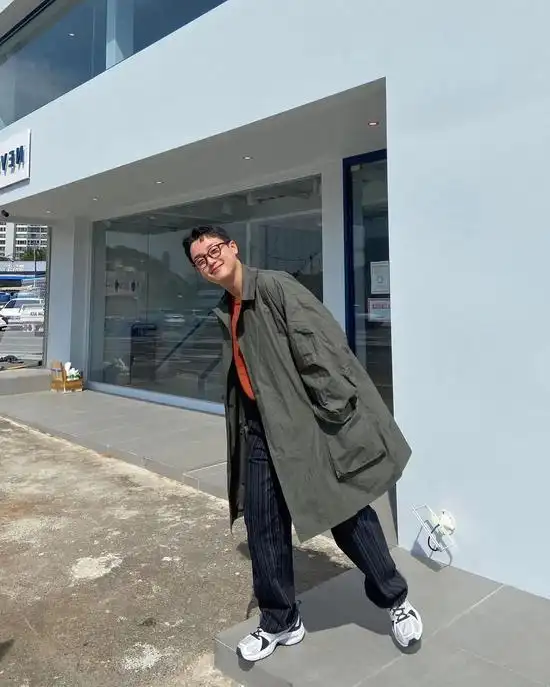 冬季清爽穿搭_去油少年感_炫舞男生衣服搭配