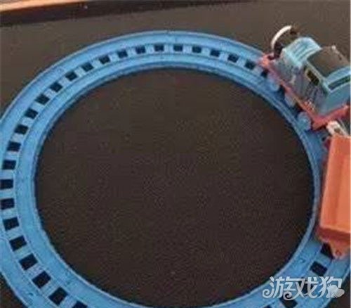 POKEMON GO 辅助功能_POKEMON GO 奇葩周边工具_口袋妖怪3d 精灵球怎么获得