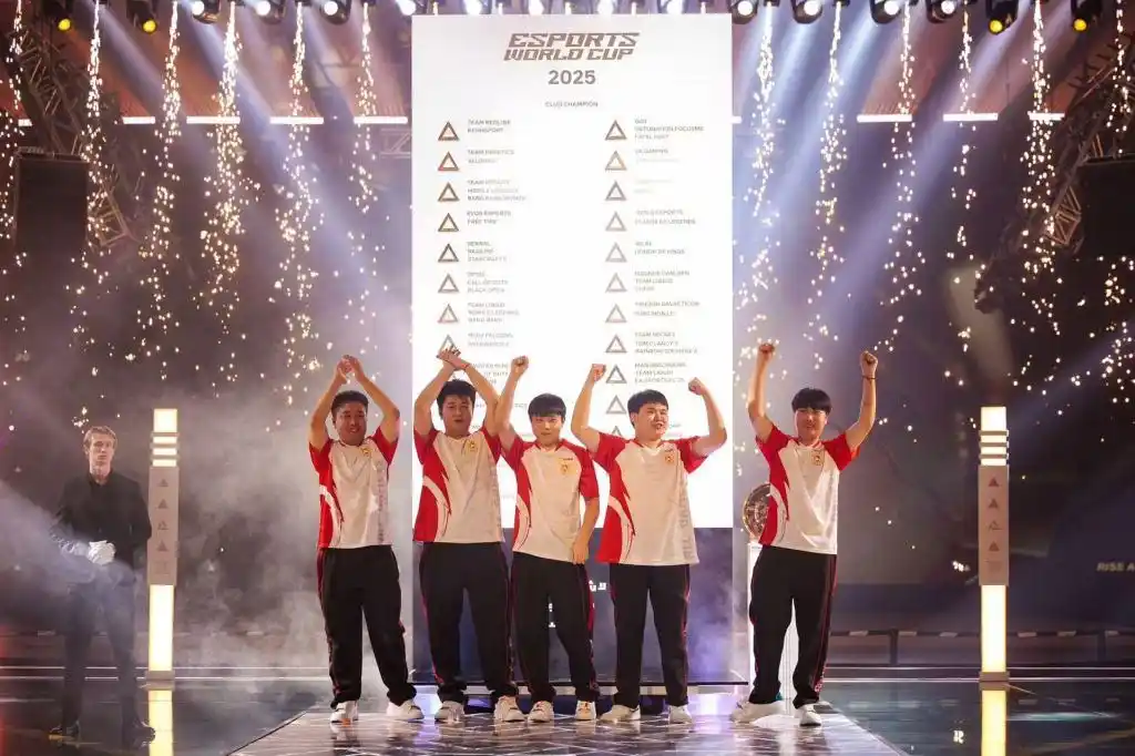 电竞世界杯EWC穿越火线中国战队_CF全球化发展历程_2026wca穿越火线图片