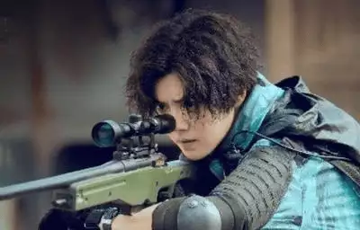 穿越火线游戏._穿越火线 鹿晗演技 吴磊路小北