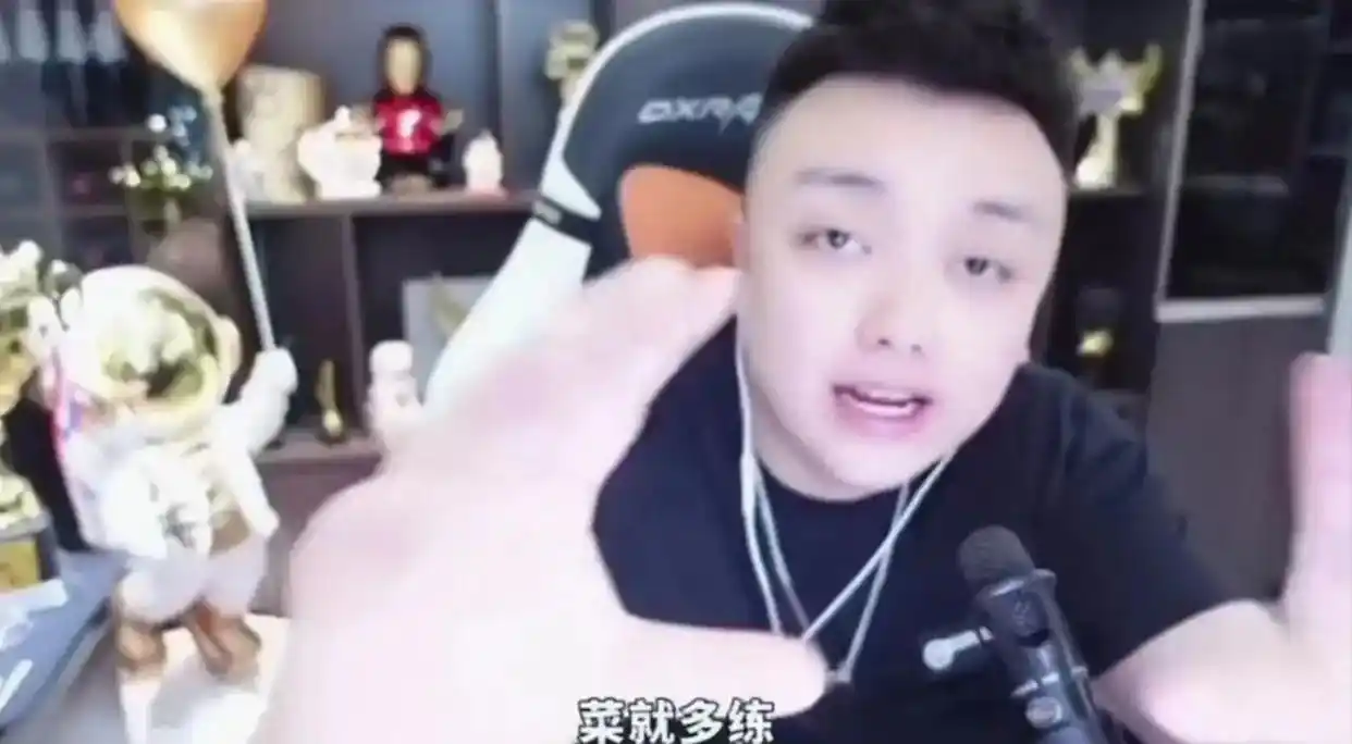 穿越火线停服是真的吗_CFHD生化追击模式_CFHD生化追击玩法详解