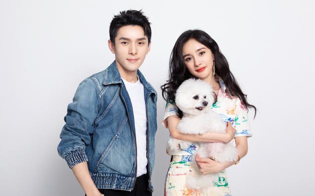 杨幂空降李佳琦直播间 李佳琦开黄腔引热议发文道歉