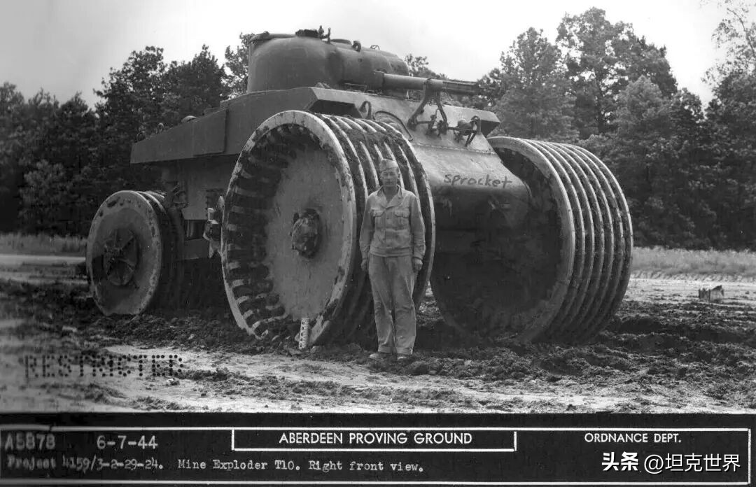 电动机坦克_坦克世界 奇形怪状坦克 早期坦克设计