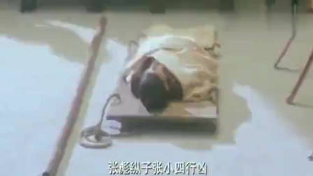 碰瓷党遇上女司机，别以为不敢撞你，男子当场被活活撞飞！
