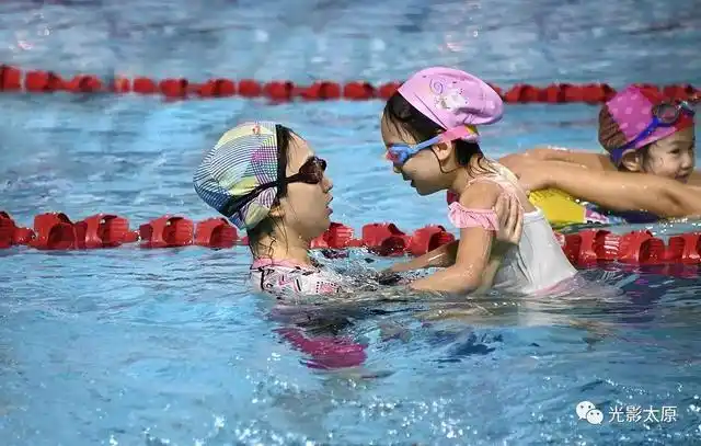 山西体育中心游泳馆开放_山西体育中心体育馆开放_太原体育中心红灯笼体育场