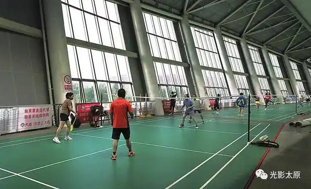 山西体育中心体育馆开放_太原体育中心红灯笼体育场_山西体育中心游泳馆开放